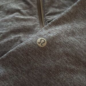 Lululemon women’s Medium hoodie